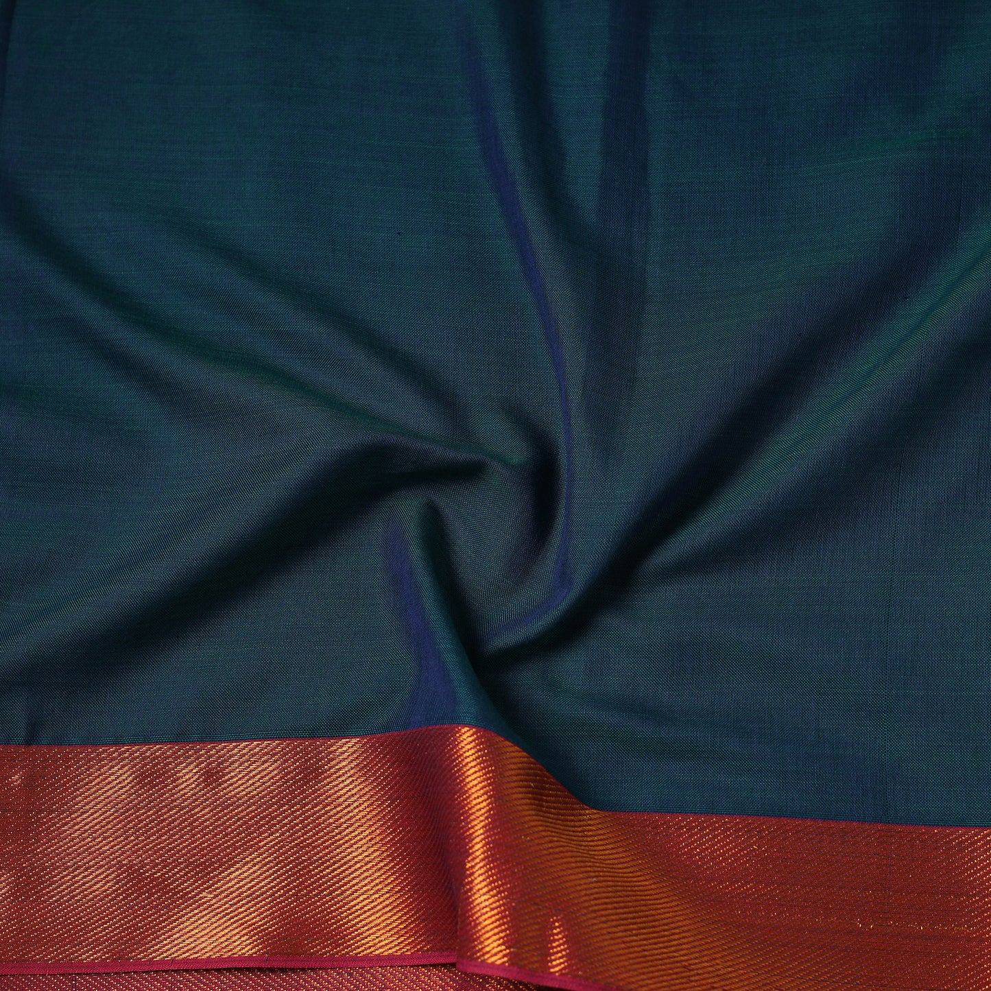 Dharwad Cotton Fabric with Zari Border 15