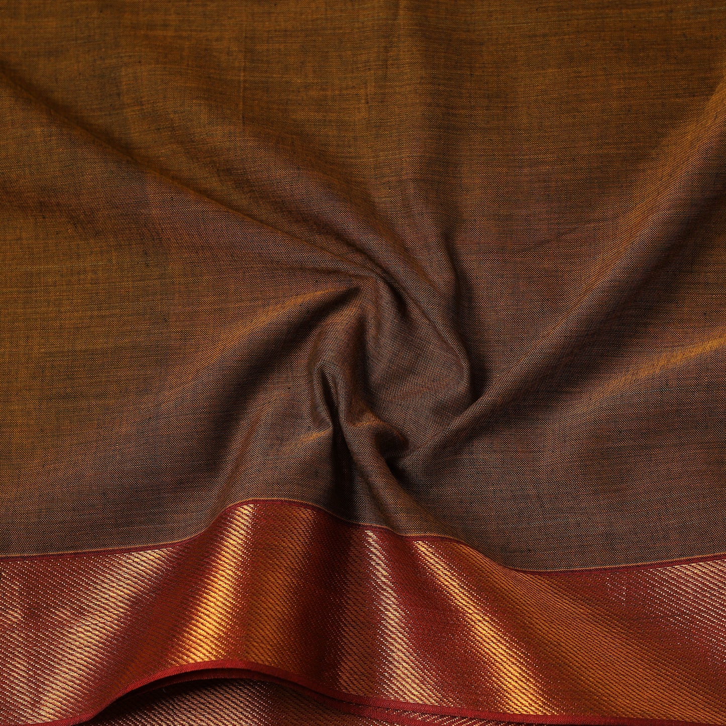 Dharwad Cotton Fabric with Zari Border 18
