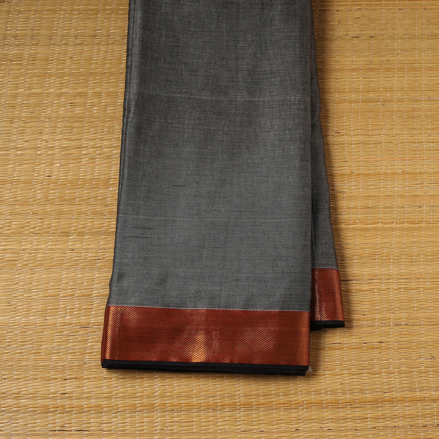 Dharwad Cotton Fabric with Zari Border 19