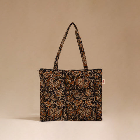 Handcrafted Quilted Handbag 10