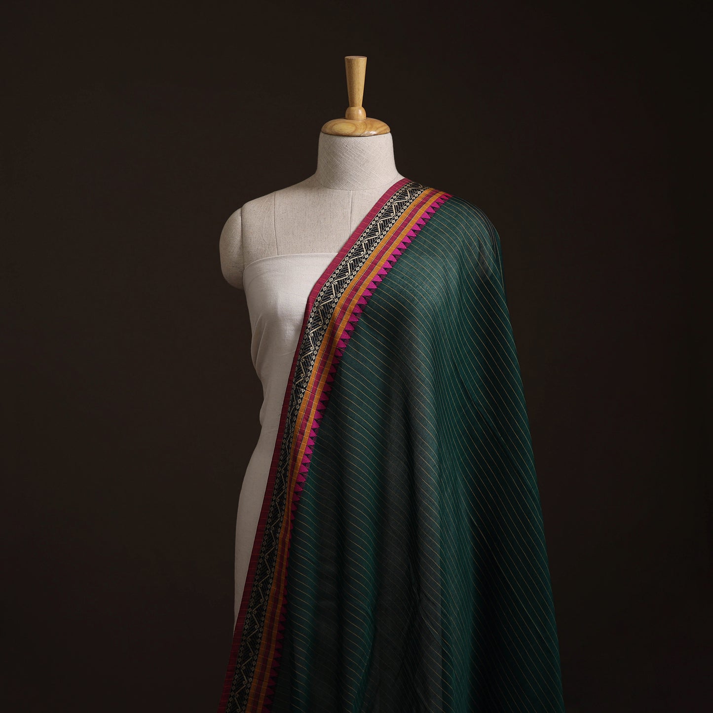 Dharwad Checks Cotton Fabric with Border 01