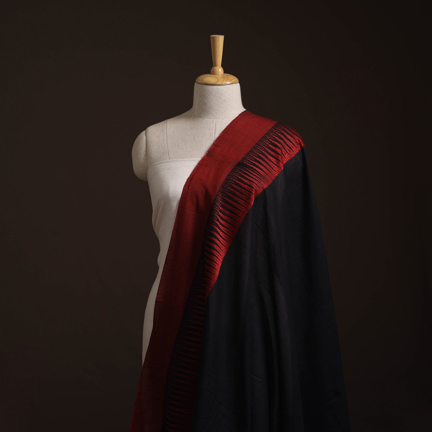 Dharwad Cotton Fabric with Thread Border 36
