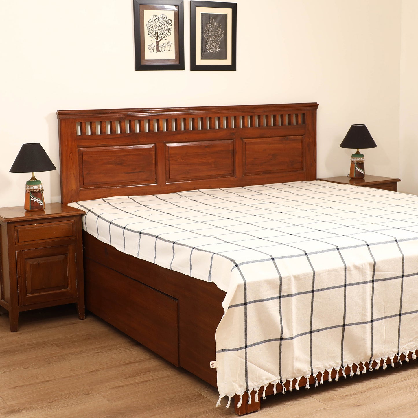 Handloom Cotton Double Bedsheet (108 x 90 in) 08