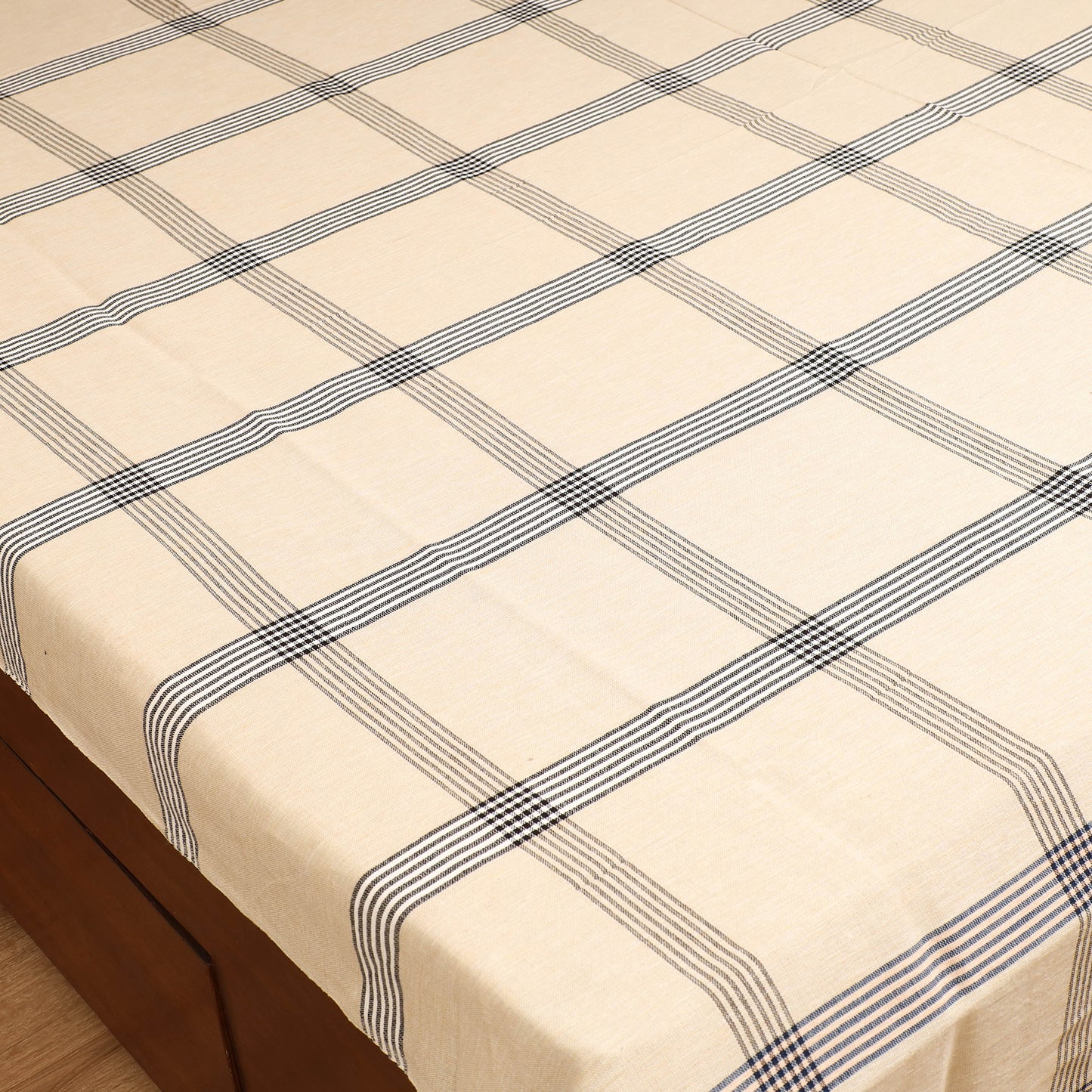 Handloom Cotton Double Bedsheet (108 x 90 in) 53