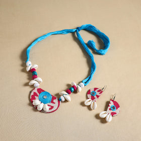 Handmade Shell Work Fabart Necklace Set 19