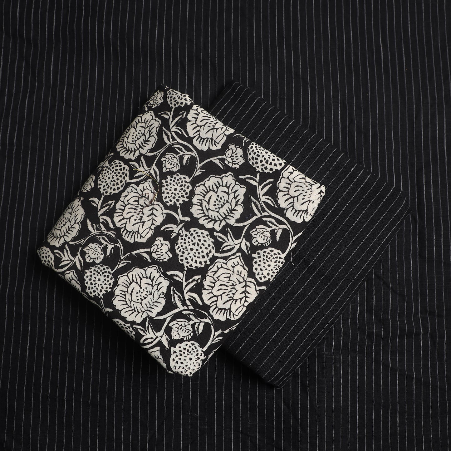  Black 3pc Cotton Jahota Print Kurta with Jacquard Dupatta