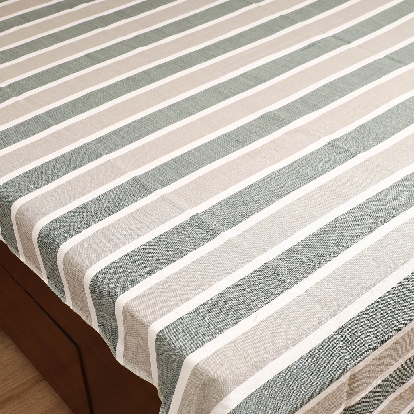 Handloom Cotton Double Bedsheet (108 x 90 in) 62