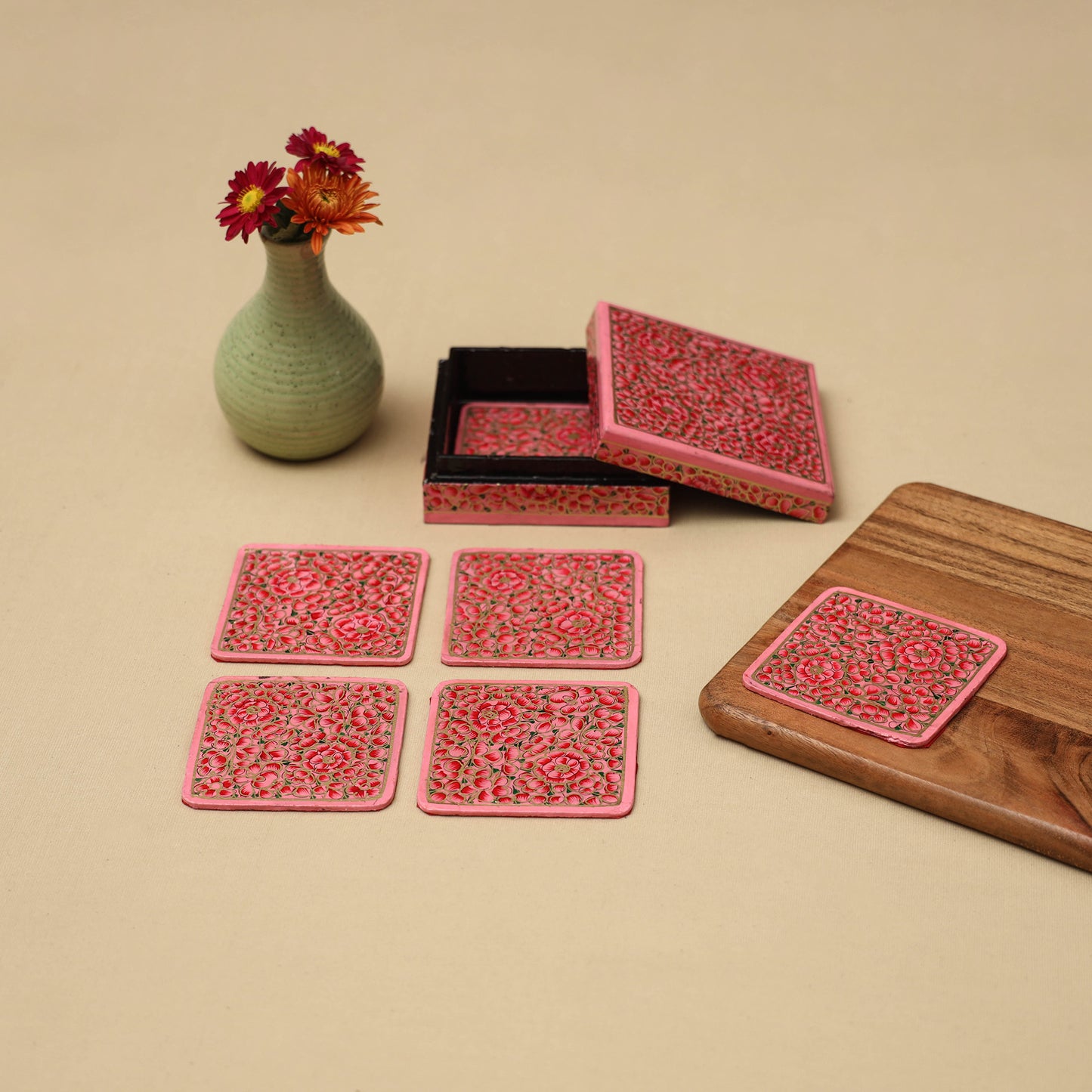 Handpainted Paper Mache Coaster with Box (Set of 6) 44