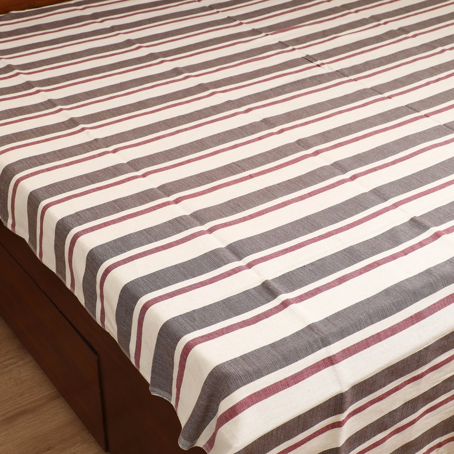 Handloom Cotton Double Bedsheet (108 x 90 in) 98