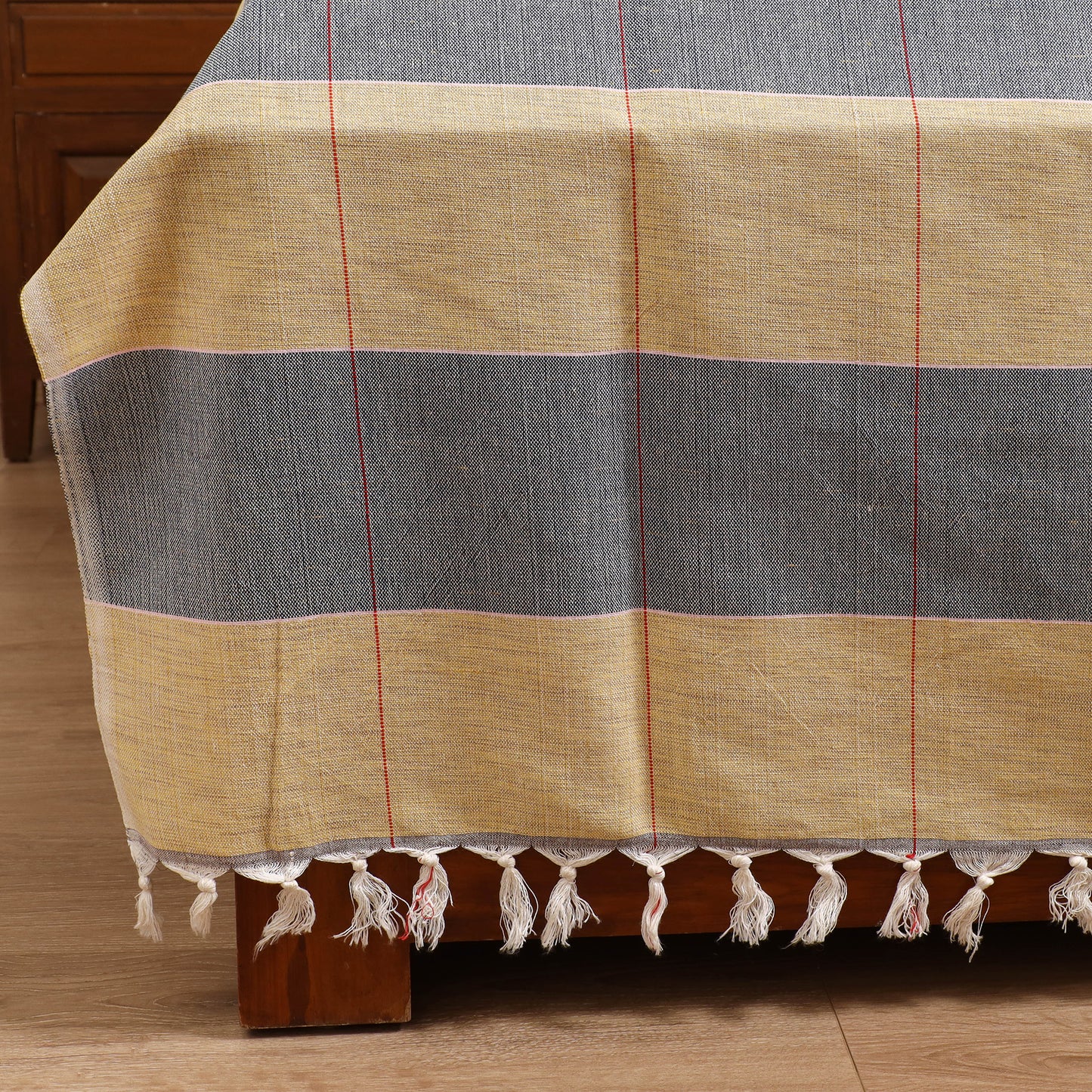 Handloom Cotton Double Bedsheet (108 x 90 in) 100
