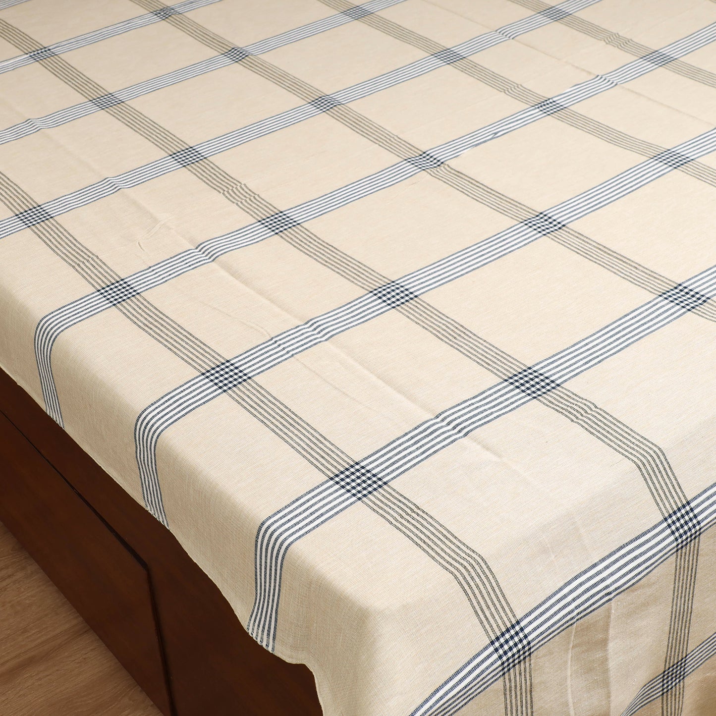 Handloom Cotton Double Bedsheet (108 x 90 in) 101