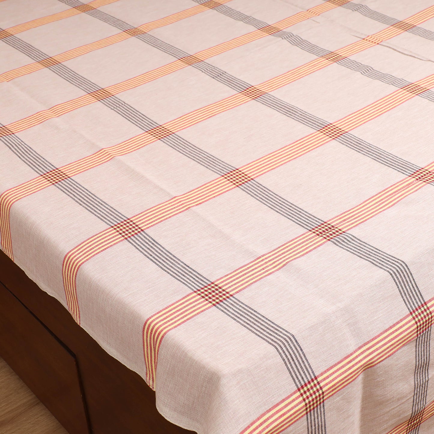 Handloom Cotton Double Bedsheet (108 x 90 in) 109