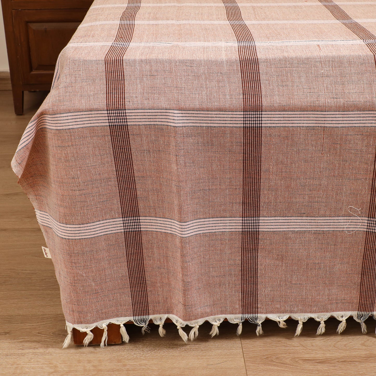 Handloom Cotton Double Bedsheet (108 x 90 in) 120