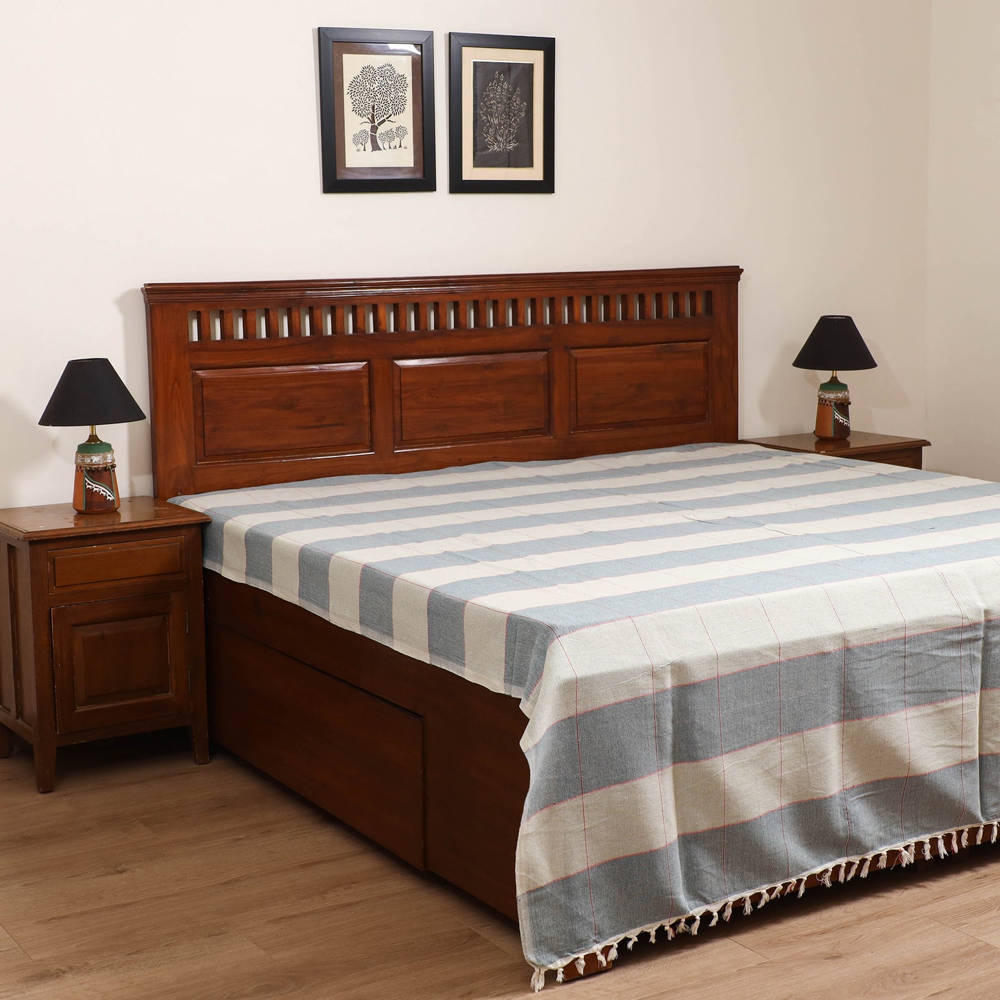 Handloom Cotton Double Bedsheet (108 x 90 in) 132