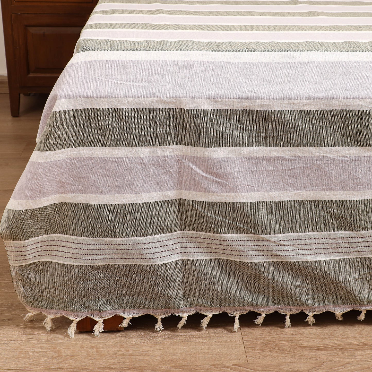 Handloom Cotton Double Bedsheet (108 x 90 in) 147