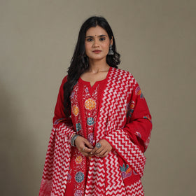 Red Cotton Indonesian Hand Batik Print Kurta Set (Set of 3)