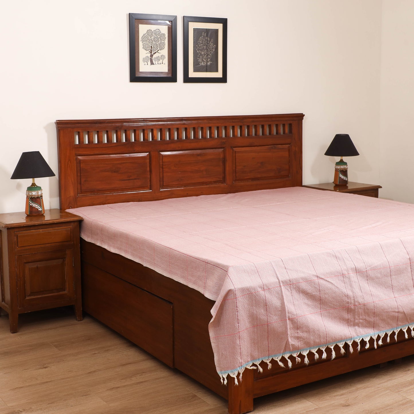 Handloom Cotton Double Bedsheet (90 x 90 in) 172