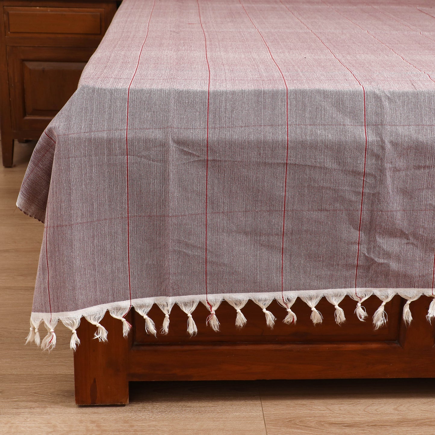 Handloom Cotton Double Bedsheet (90 x 90 in) 173