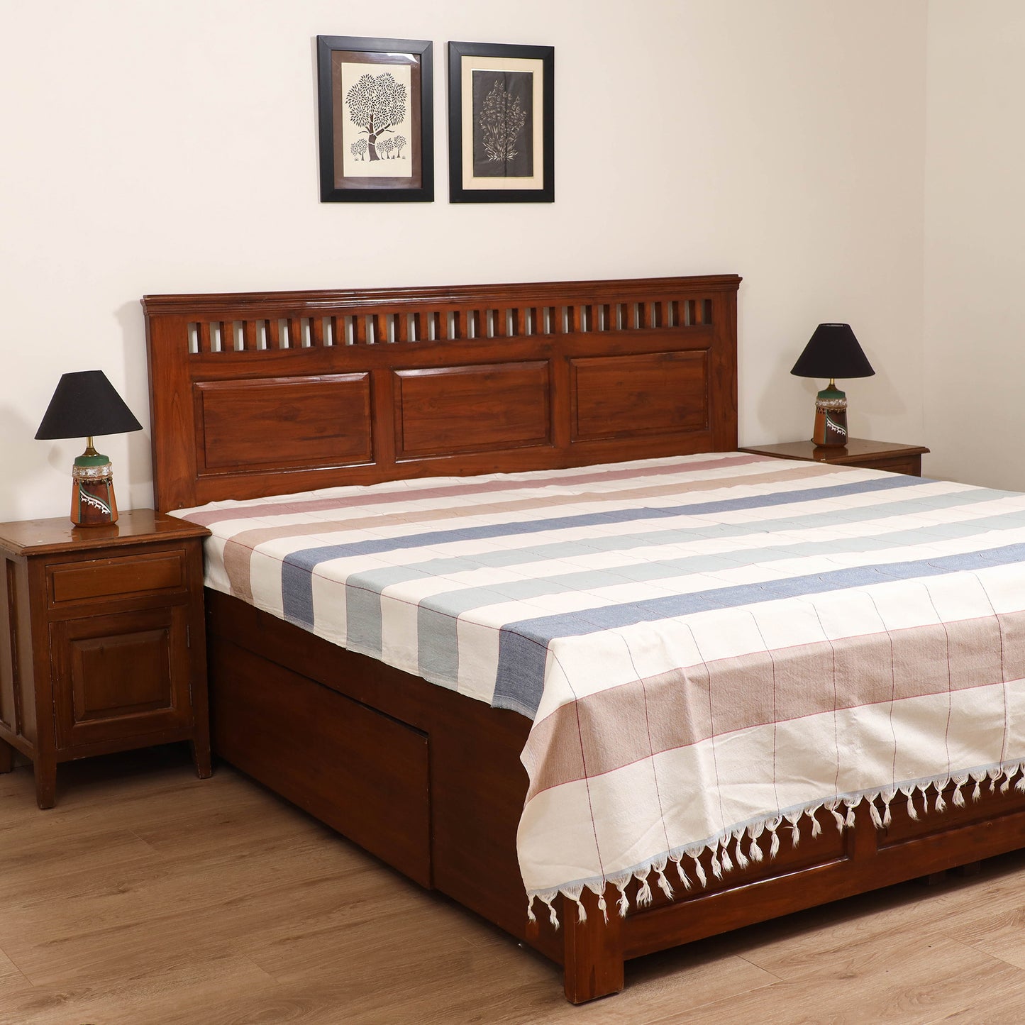 Handloom Cotton Double Bedsheet (90 x 90 in) 176