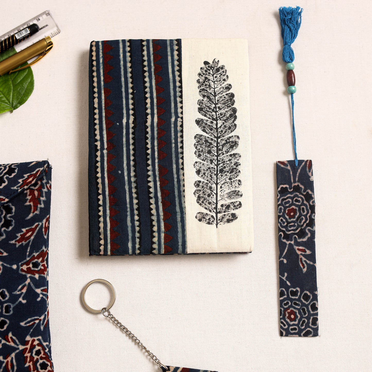 Handmade gift set with eco leaf 03 - handcrafted