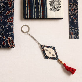 Handmade gift set with eco leaf 03 - handcrafted