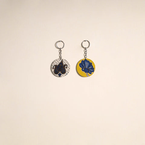 Multicolor - fabric-embellished wood keychain (set of 2) 04