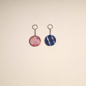 Multicolor - fabric-embellished wood keychain (set of 2) 05