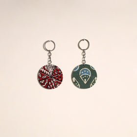 Multicolor - fabric-embellished wood keychain (set of 2) 11
