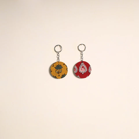 Multicolor - fabric-embellished wood keychain (set of 2) 18