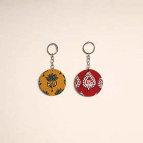 Multicolor - fabric-embellished wood keychain (set of 2) 18