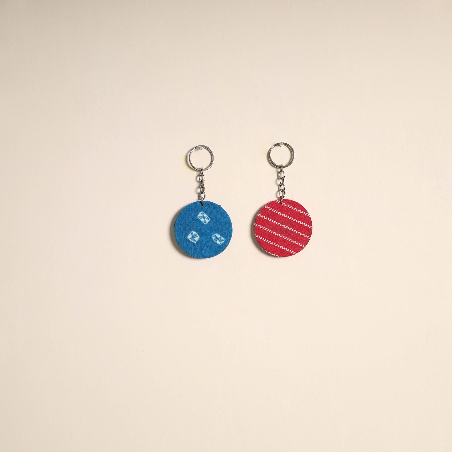 Multicolor - fabric-embellished wood keychain (set of 2) 33