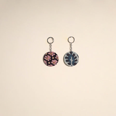 Multicolor - fabric-embellished wood keychain (set of 2) 36