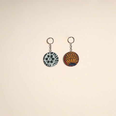 Multicolor - fabric-embellished wood keychain (set of 2) 47