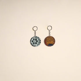 Multicolor - fabric-embellished wood keychain (set of 2) 47