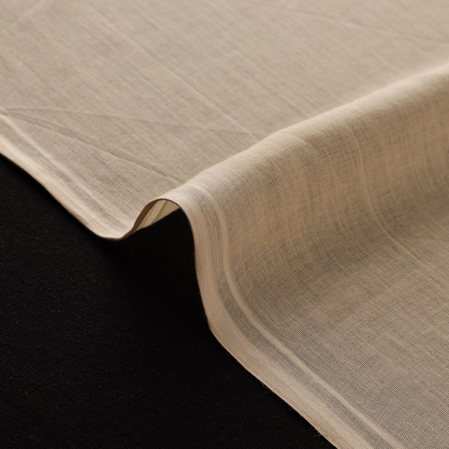 Prewashed Mul Cotton Plain Fabric 30