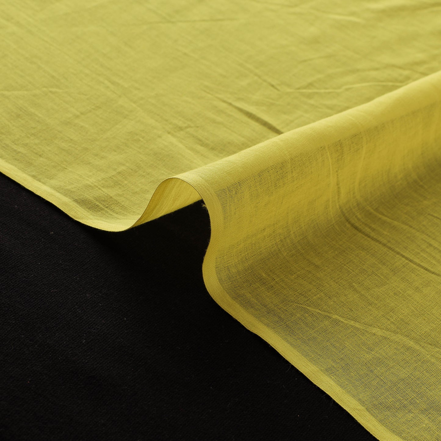 Prewashed Mul Cotton Plain Fabric 32