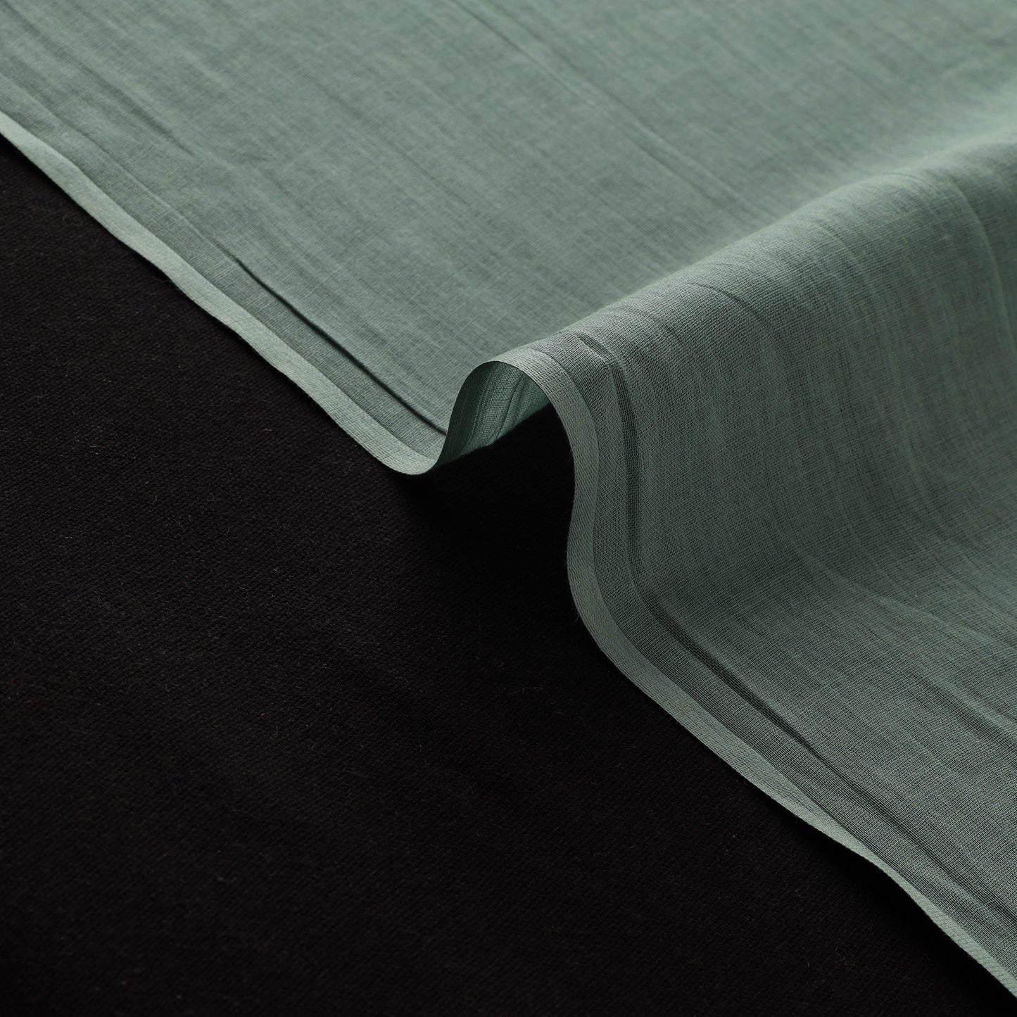 Prewashed Mul Cotton Plain Fabric 33
