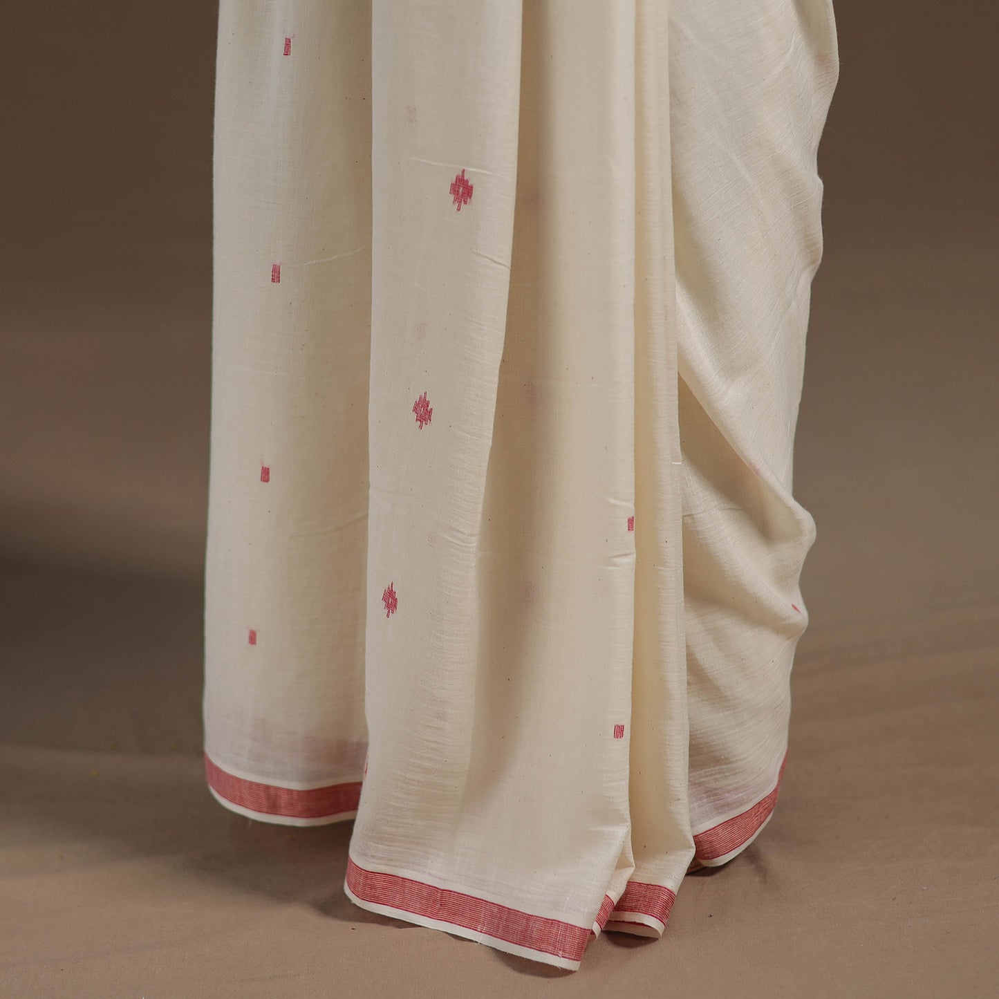 White - Durga Pooja Special - Handloom Cotton Phulia Jamdani Saree 13