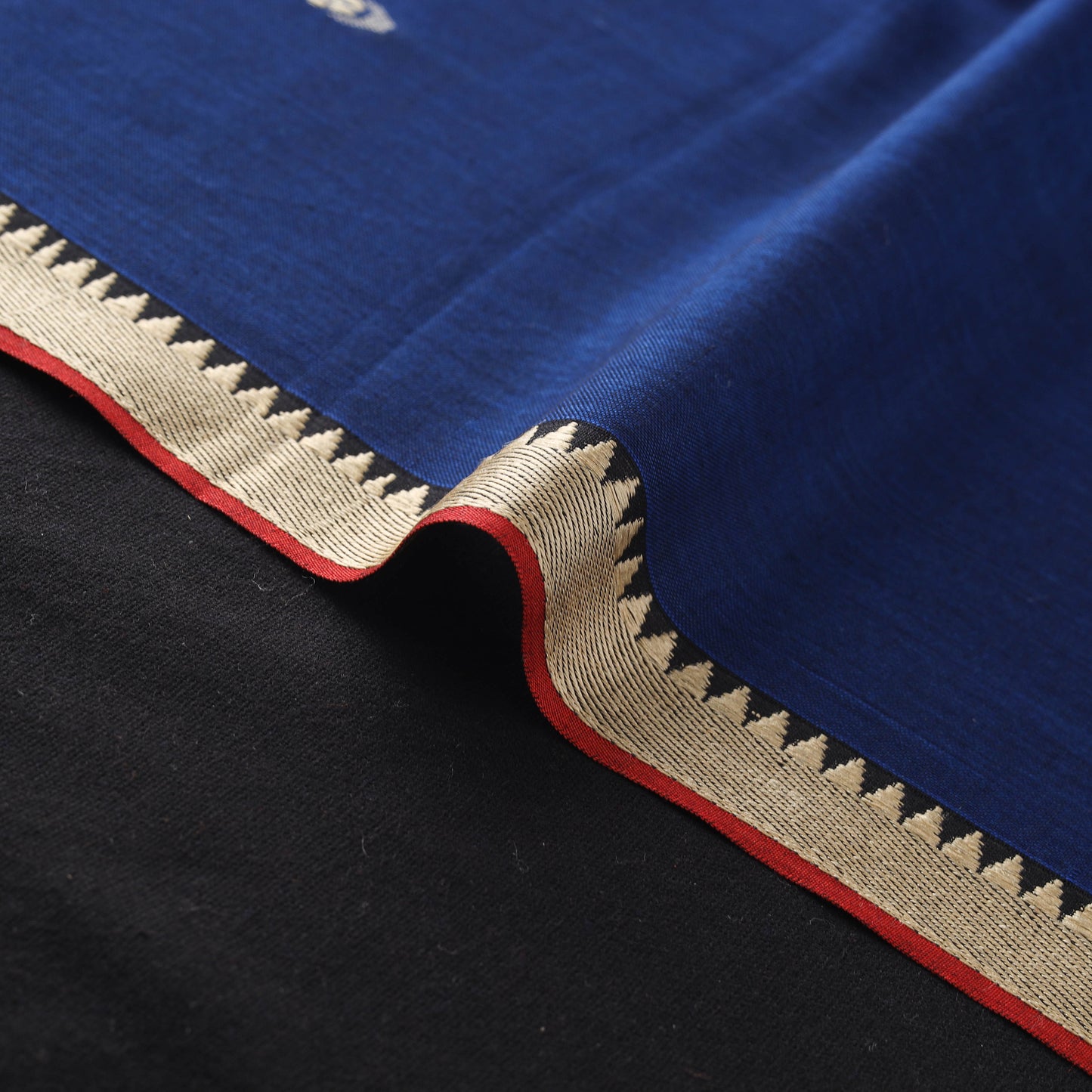 Dharwad Mercerised Cotton Thread Buta Fabric 20