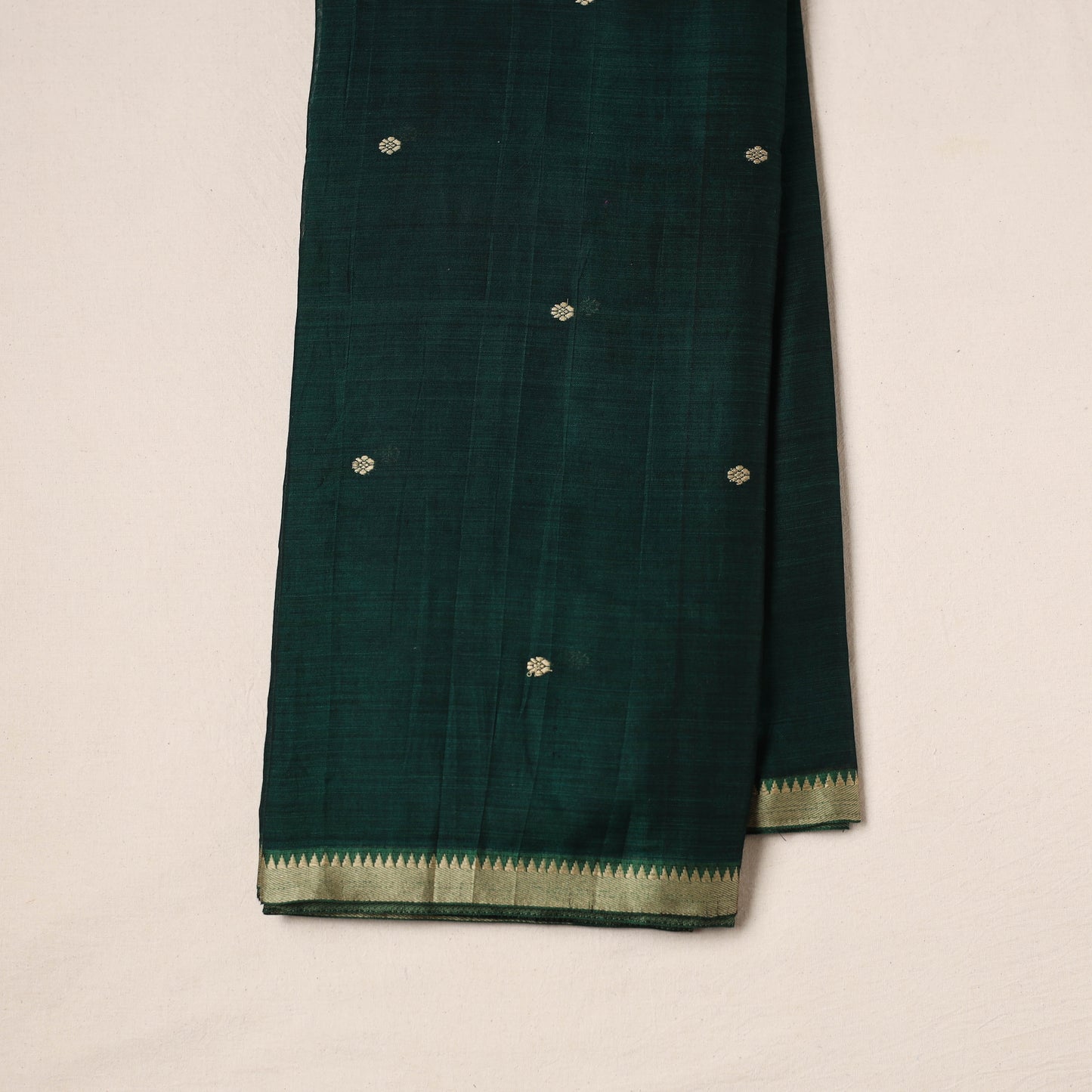Dharwad Cotton Buti Plain Fabric with Thread Border 03