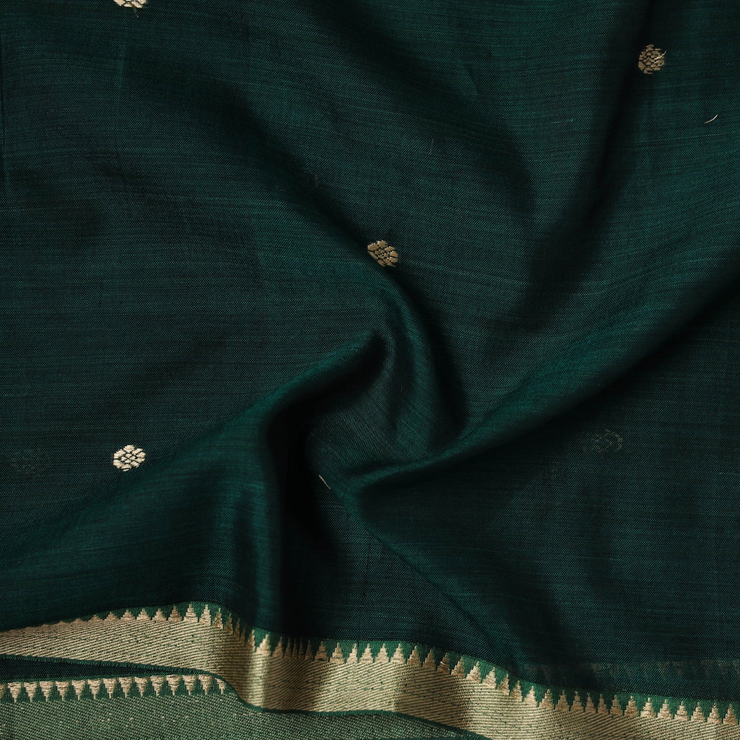 Dharwad Cotton Buti Plain Fabric with Thread Border 03