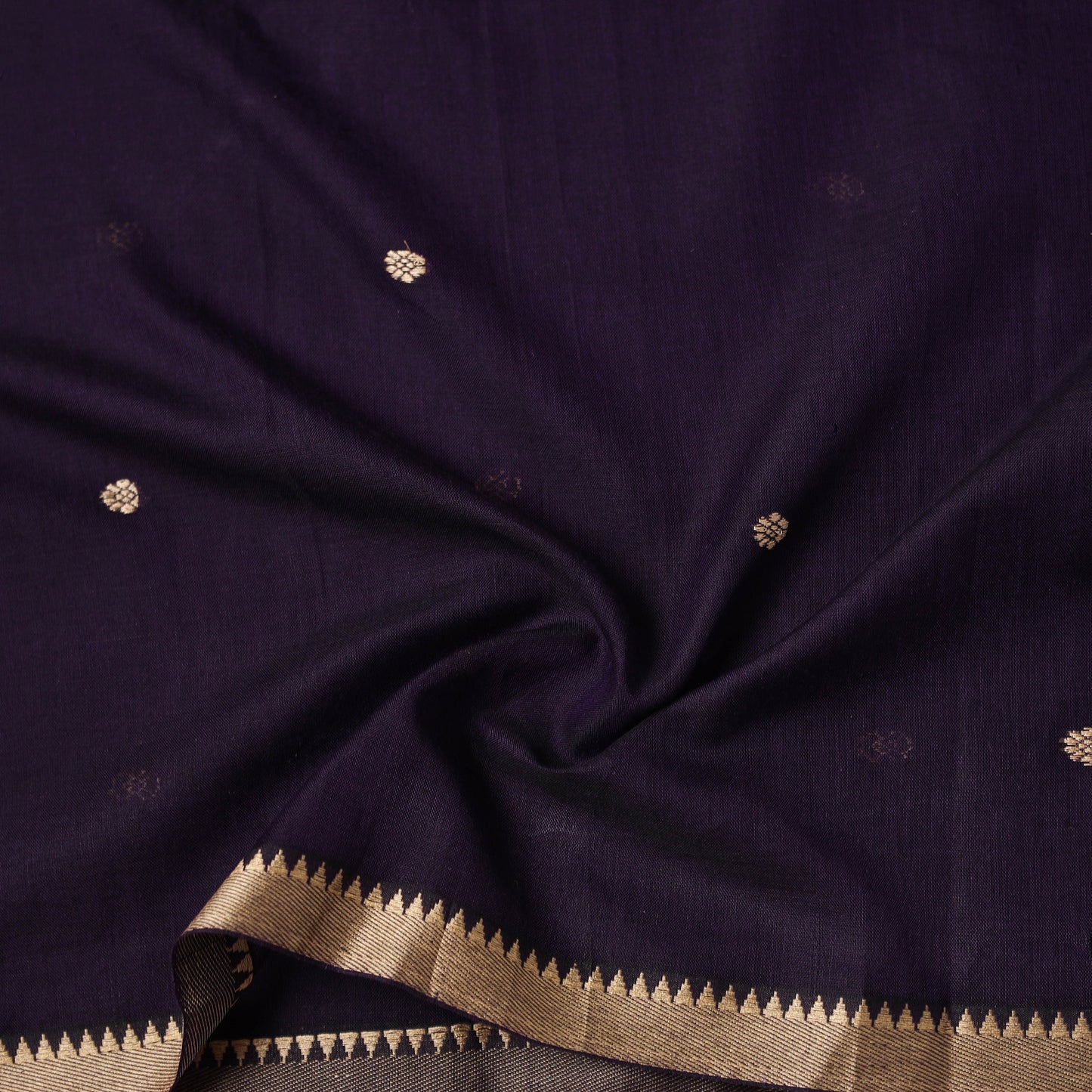 Dharwad Cotton Buti Plain Fabric with Thread Border 04