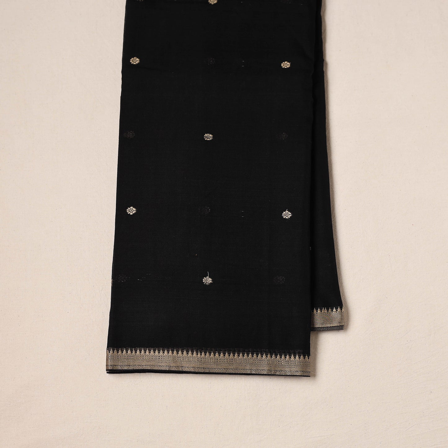 Dharwad Cotton Buti Plain Fabric with Thread Border 05