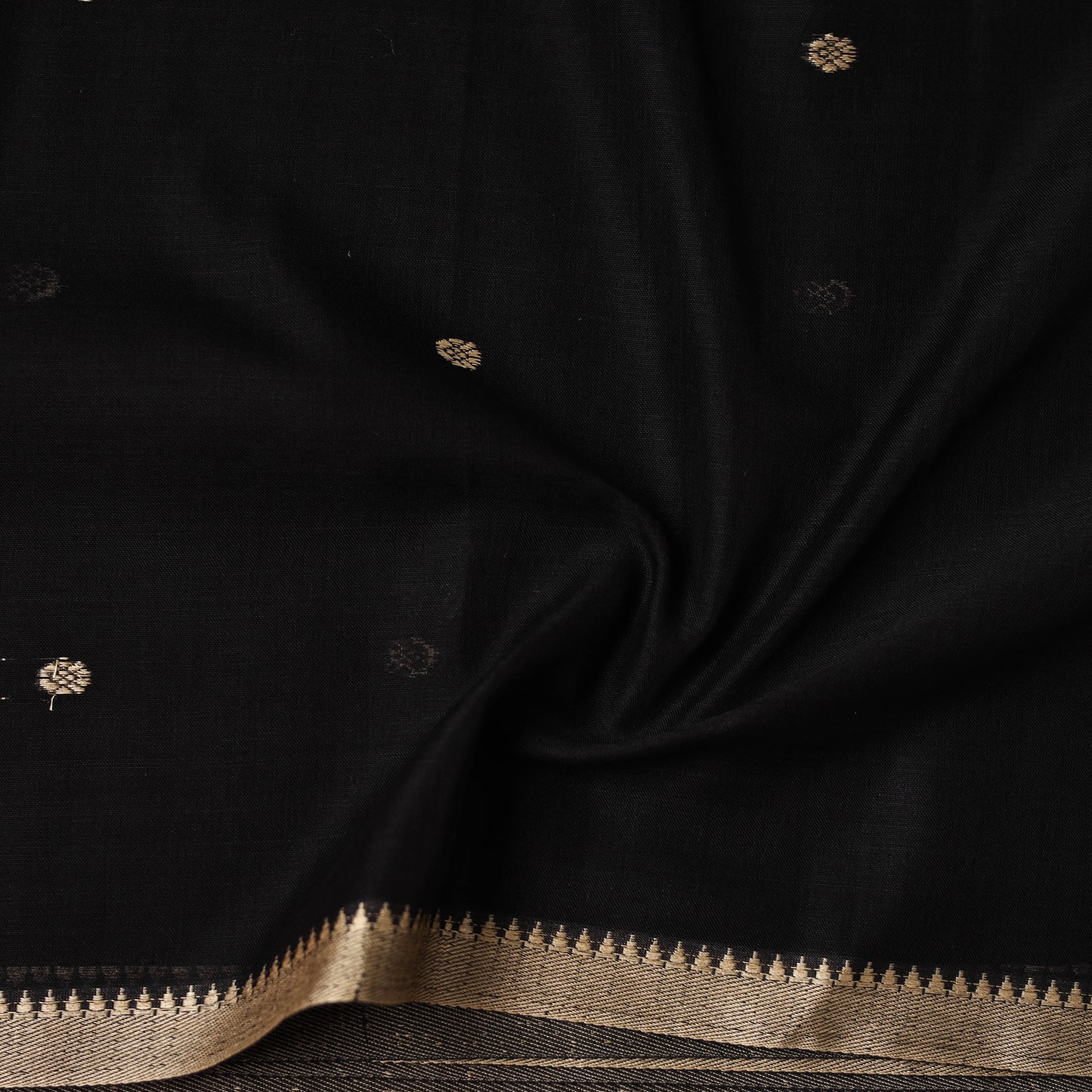 Dharwad Cotton Buti Plain Fabric with Thread Border 05