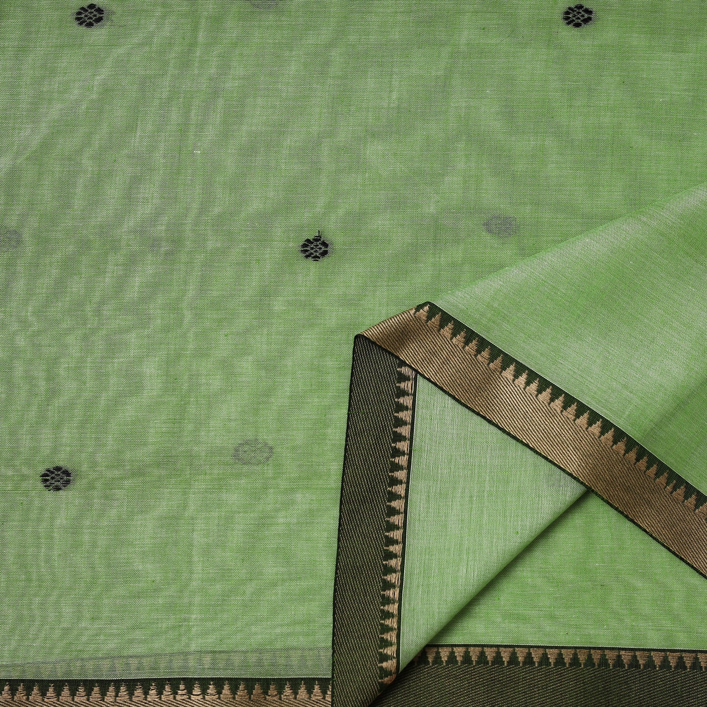 Dharwad Cotton Buti Plain Fabric with Thread Border 07