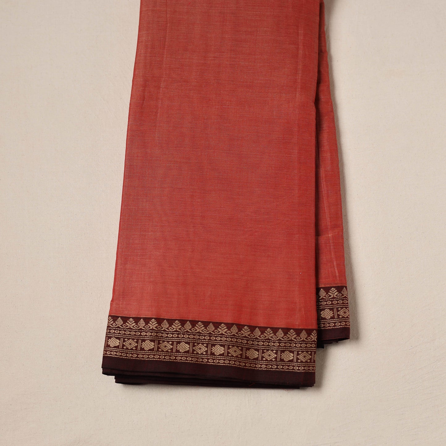 Dharwad Cotton Plain Fabric with Thread Border 18