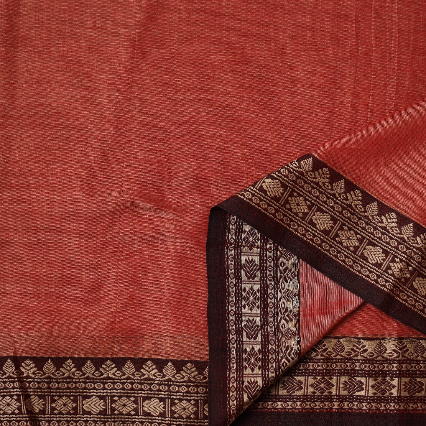 Dharwad Cotton Plain Fabric with Thread Border 18