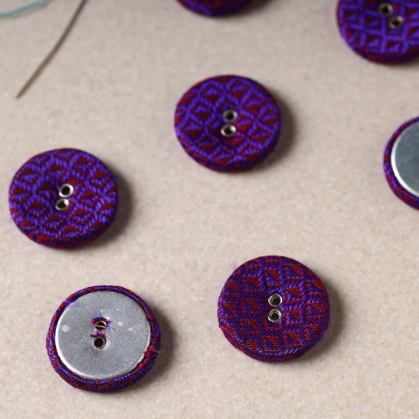 2.5cm Buttonbaaz Handmade Button Big (Set of 8) 44