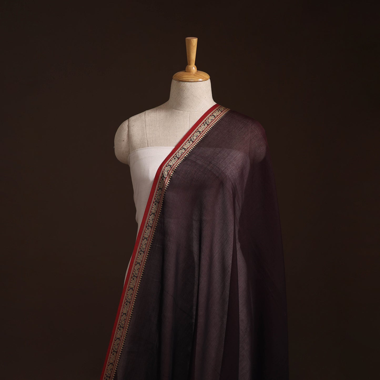 Dharwad Cotton Plain Fabric with Thread Border 10
