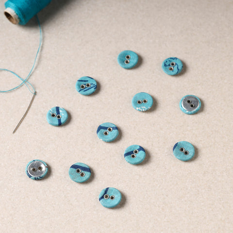 1cm Buttonbaaz Handmade Button Small (Set of 12) 68